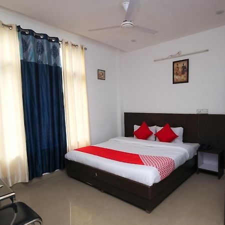 Oyo 1153 The Oak Valley Dharamshala Exterior photo